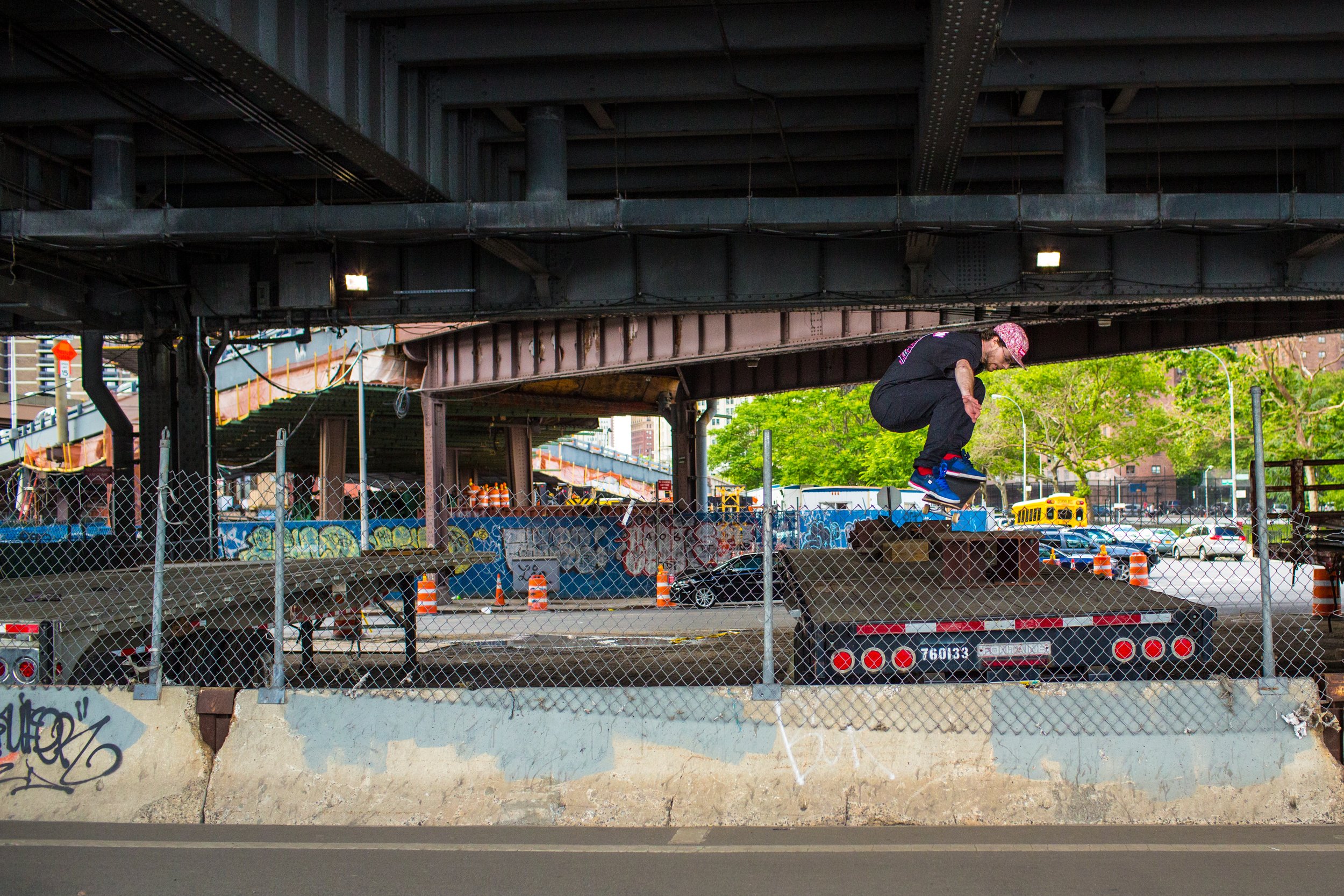  Skateboarder in NYC 