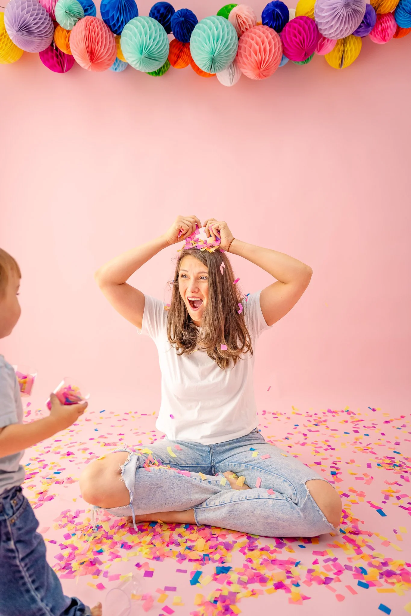 lexy_and_clyde_confetti_session_sm_photopoulos_family_photography_llc_aug_14_2025-2.jpg