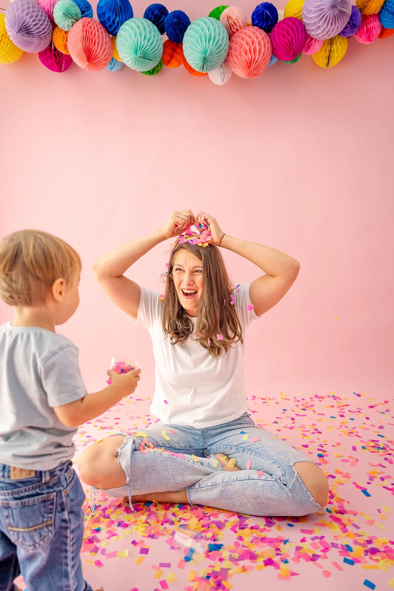 lexy_and_clyde_confetti_session_sm_photopoulos_family_photography_llc_aug_14_2025-3.jpg