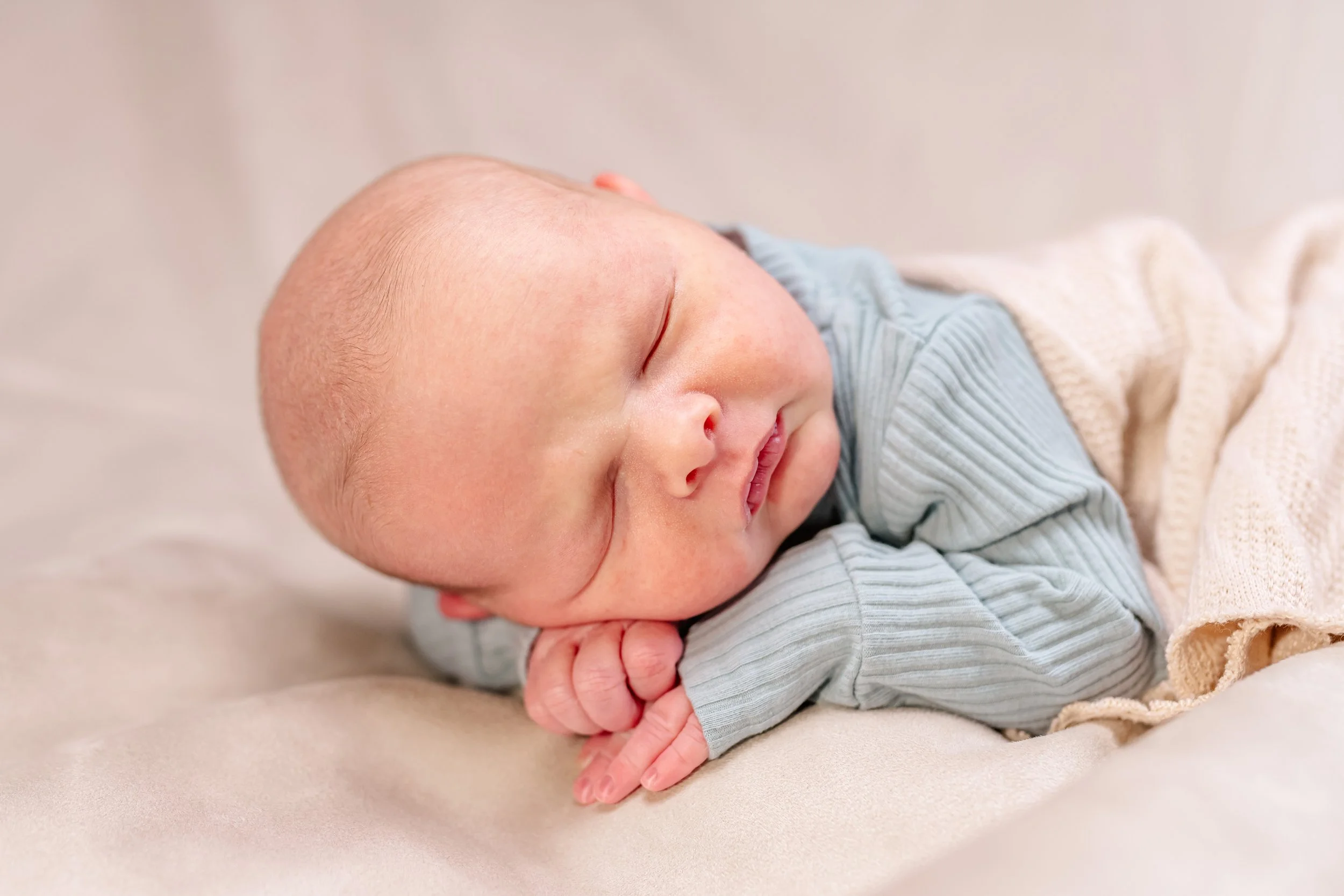 walter_ponto_newborn_session_sneak_peek_photopoulos_family_photography_aug_29_2025-5.jpg
