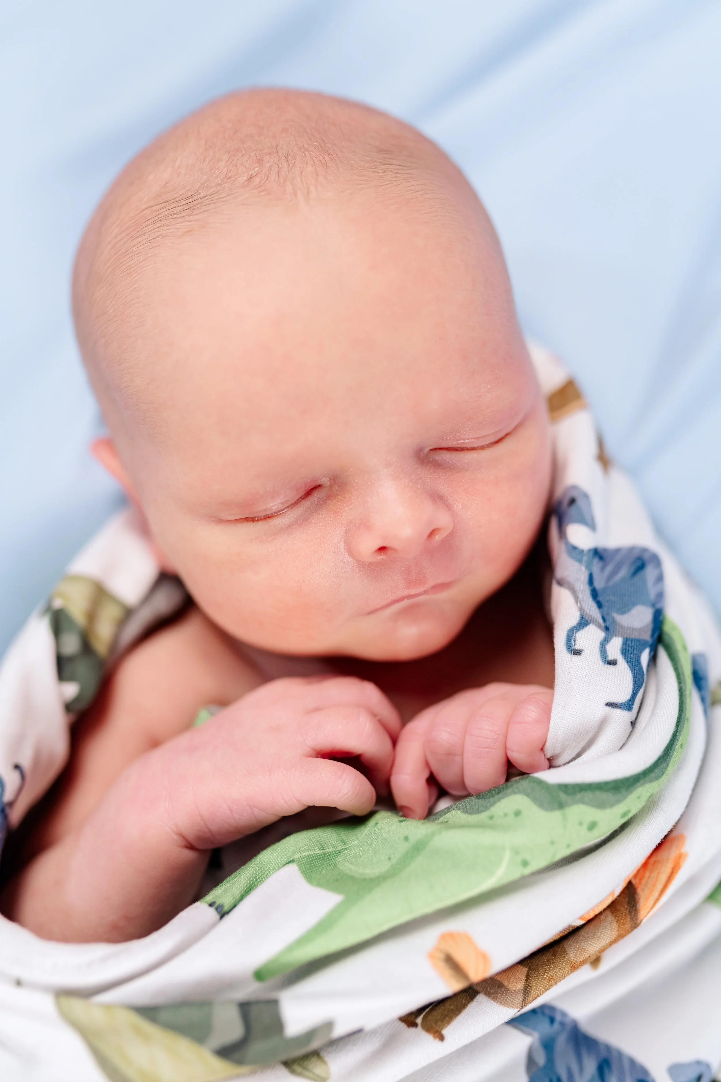 walter_ponto_newborn_session_sneak_peek_photopoulos_family_photography_aug_29_2025-7.jpg