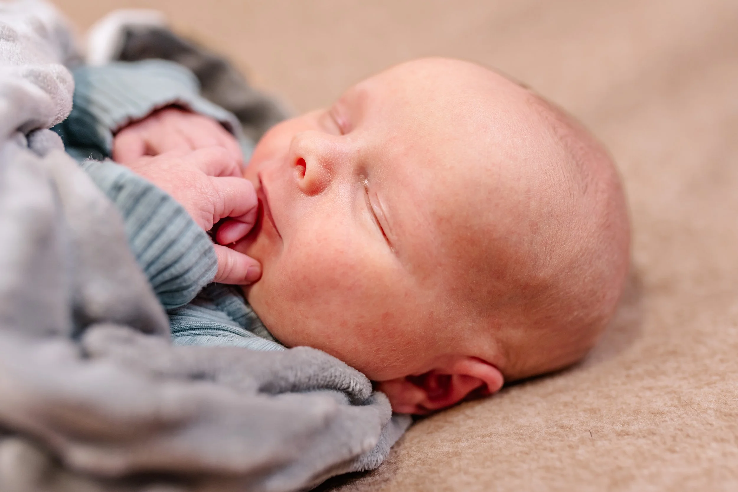 walter_ponto_newborn_session_sneak_peek_photopoulos_family_photography_aug_29_2025-8.jpg
