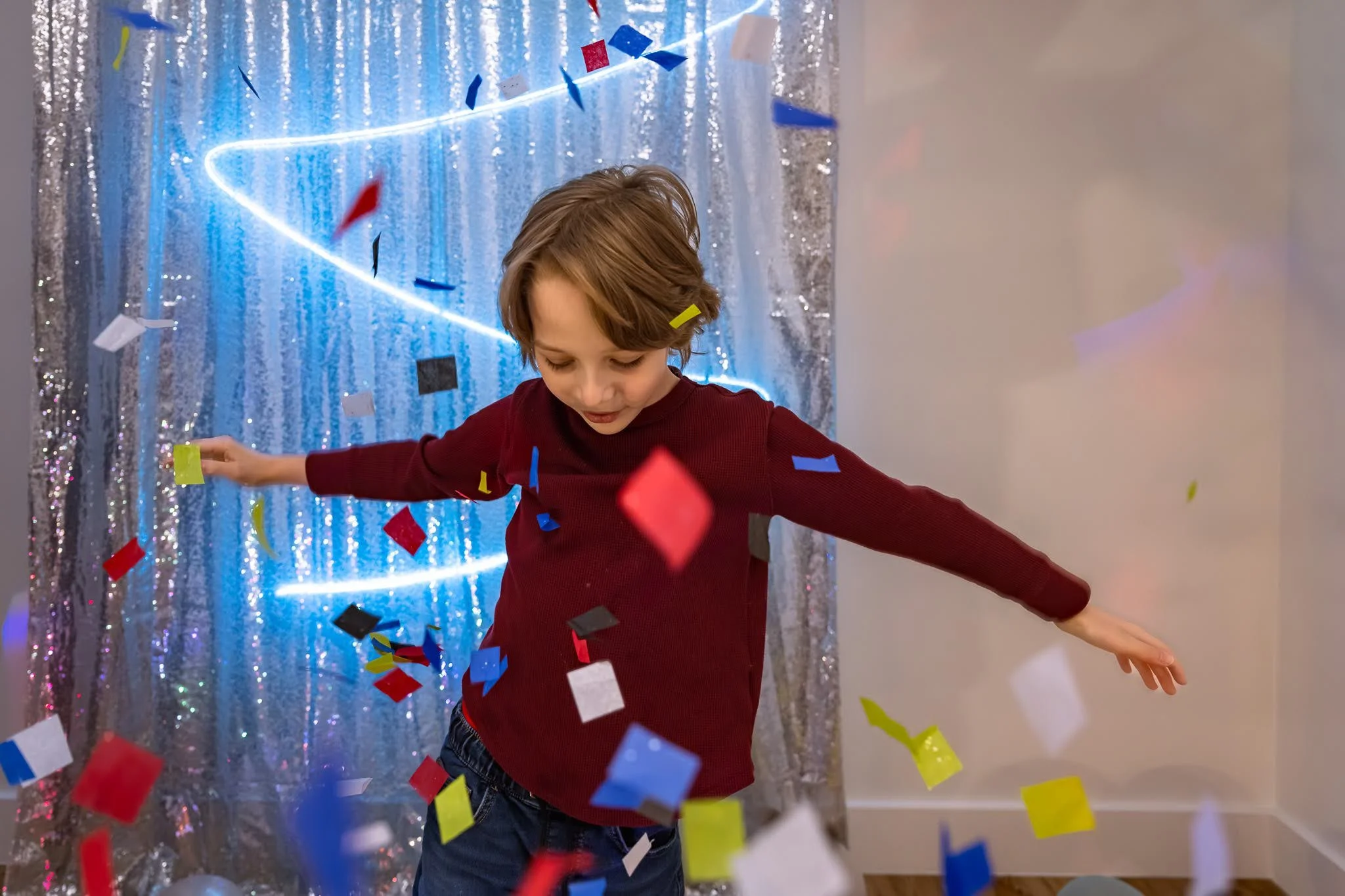 new_years_confetti_celebration_photopoulos_family_photography_jan_01_2026-3.jpg