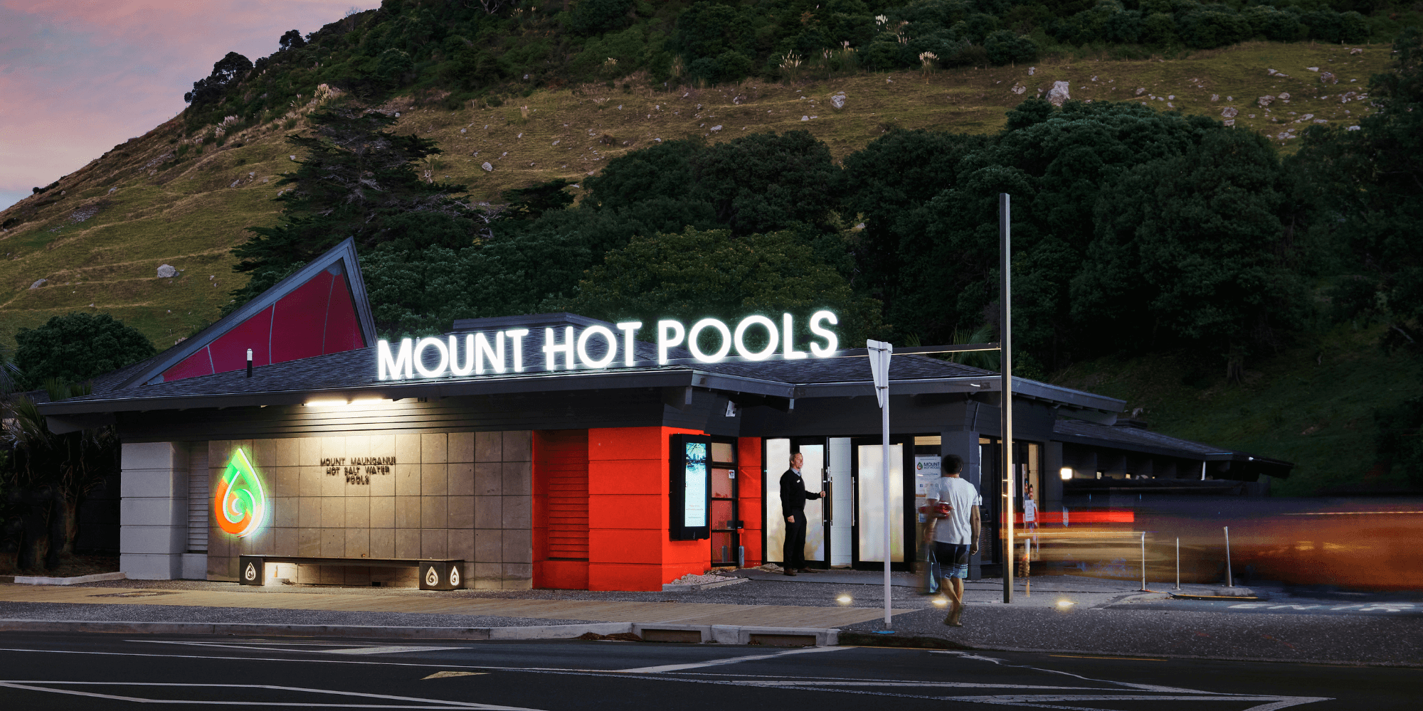 Mount Hot Pools Signage.png