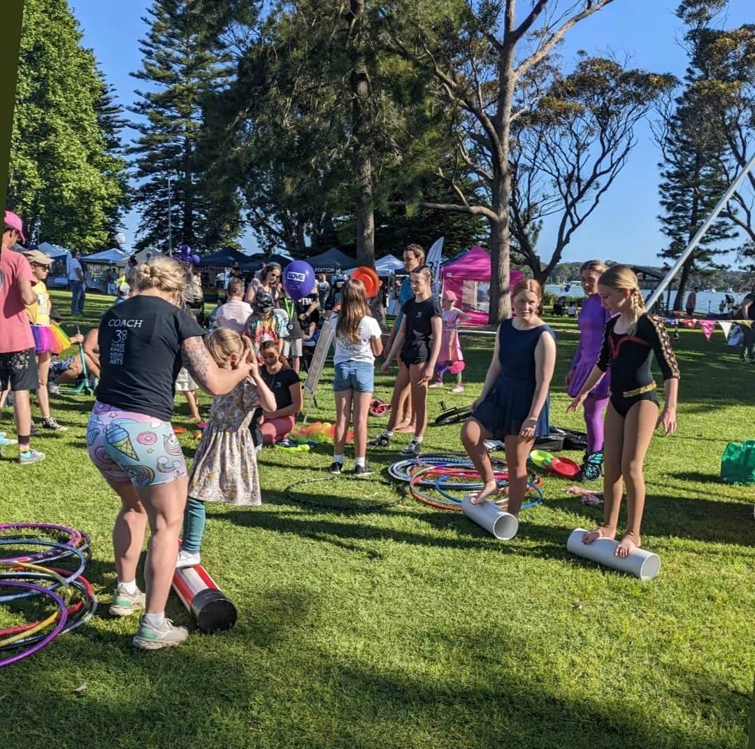 community performances and circus workshops, fun for Kids, Newy with Kids, Newcastle, Lake Macquarie, Port Stephens, Central Coast, Hunter Valley