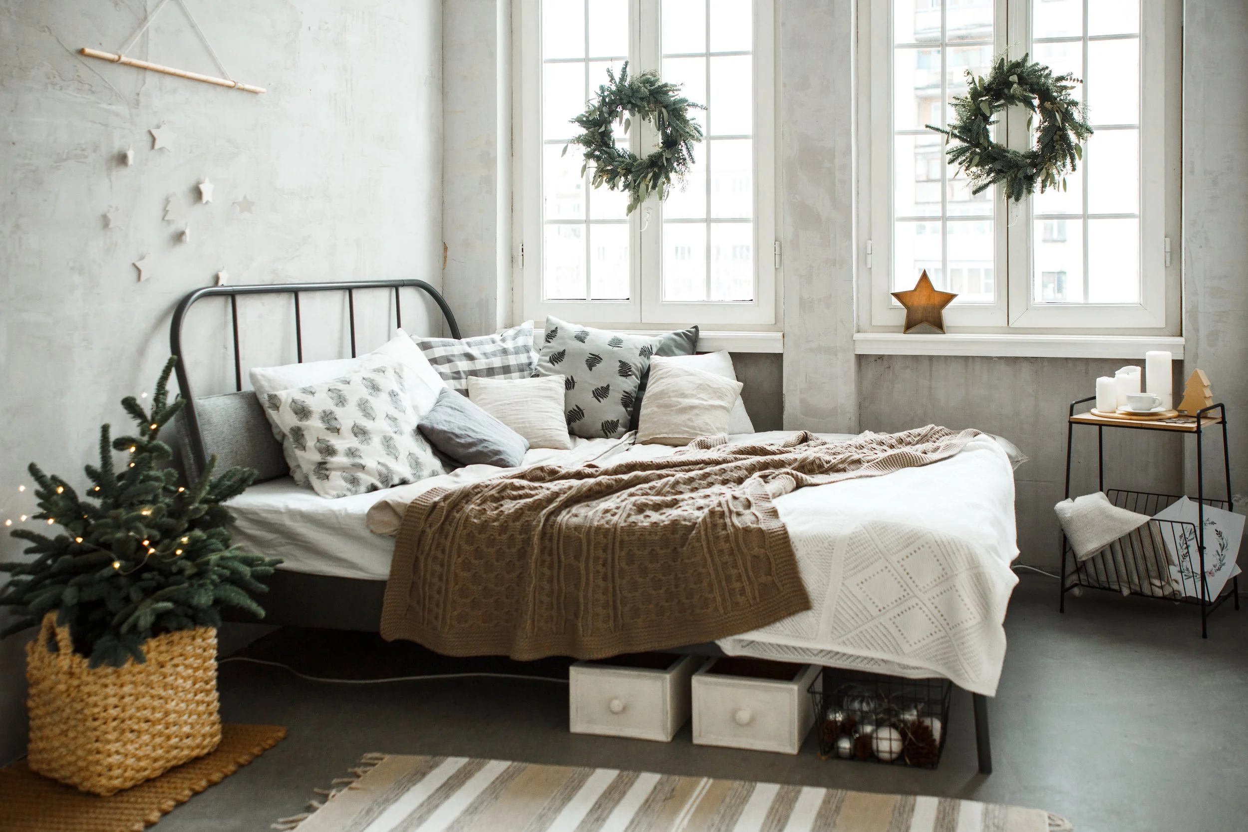 Holiday Decorations at a Vacation Rental... Yeah or Nay?