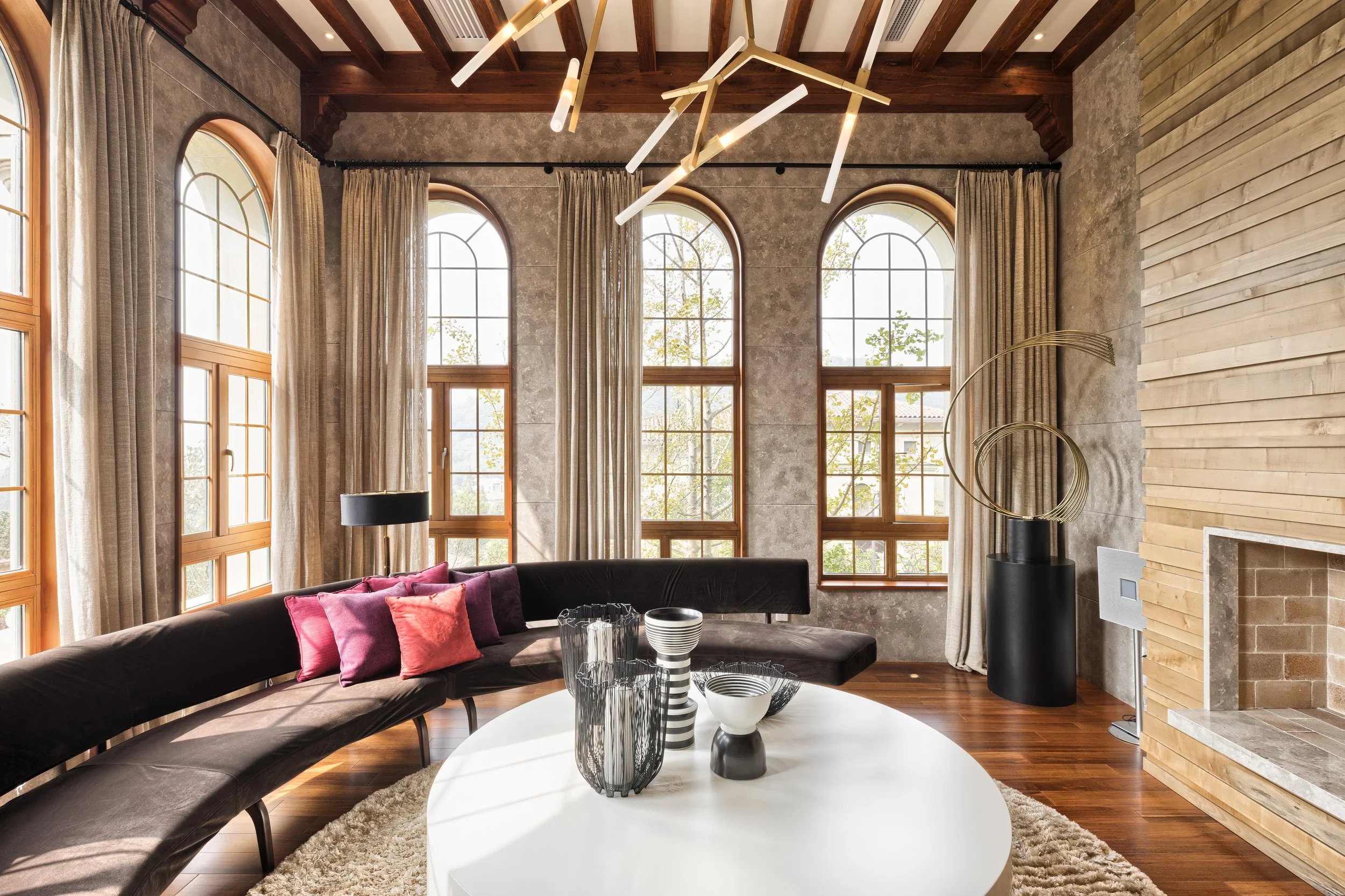 Serious Style for Your STR: Curved Furniture