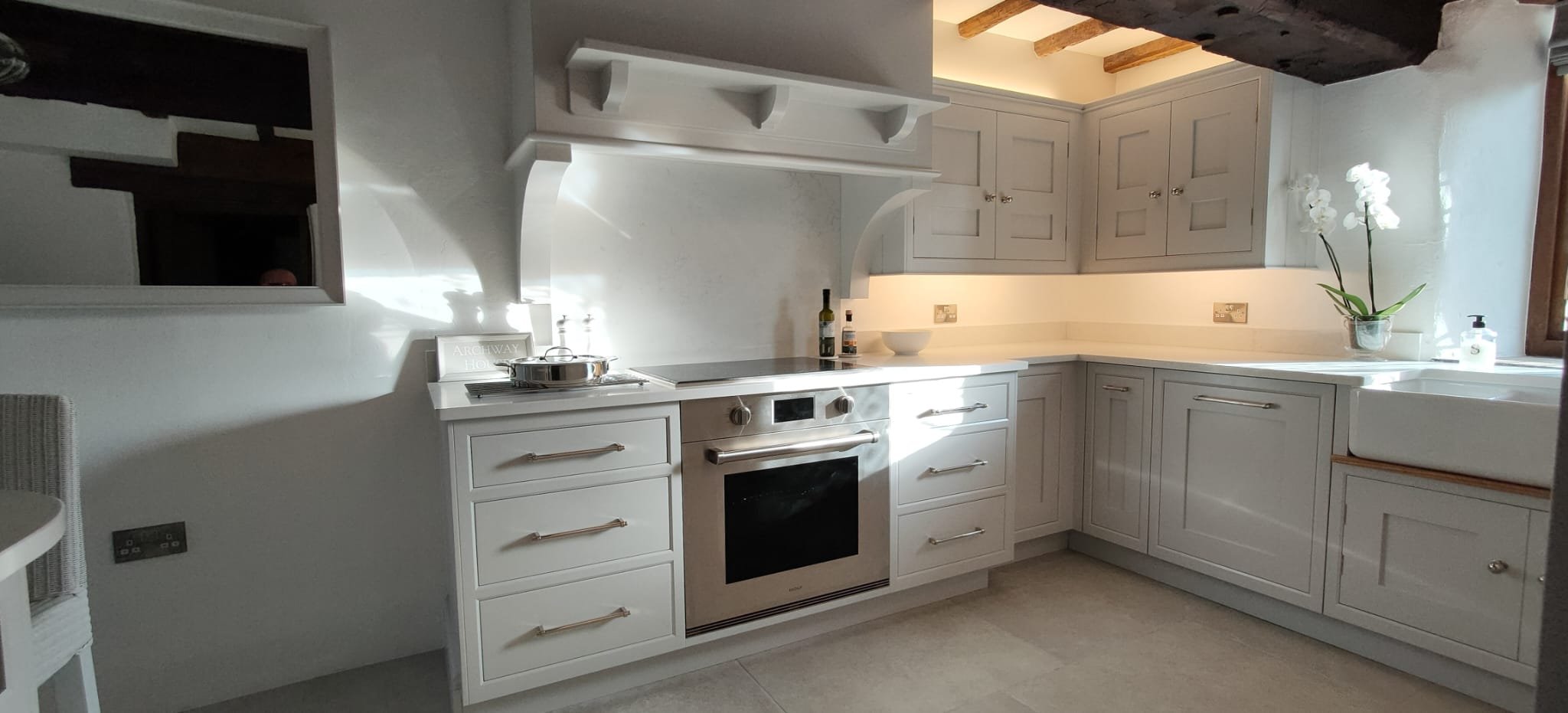 1. Arbar Cabinet Pull & Cotswold Ball Knob - Polished Nickel