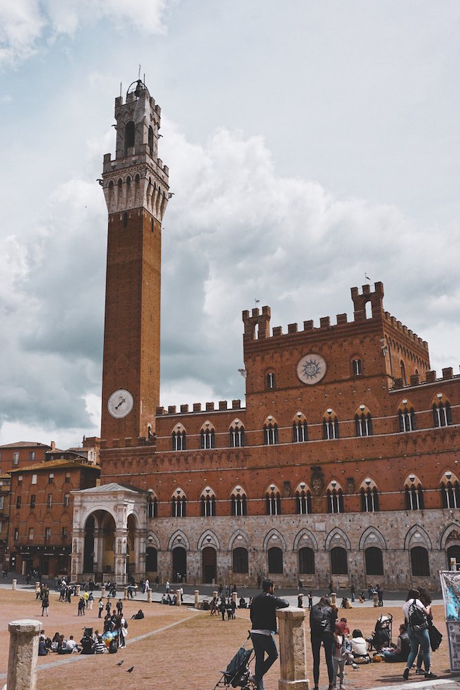 Piazza del Campo 2.jpg