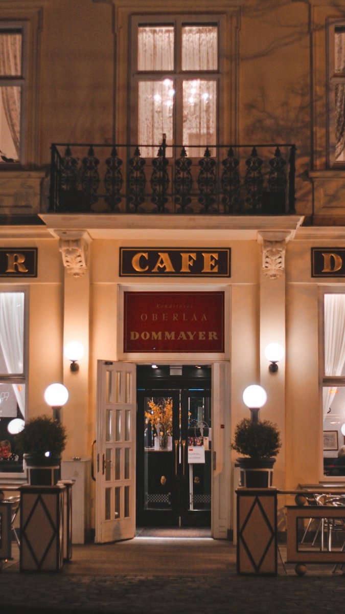 Dommayer Cafe - Vienna
