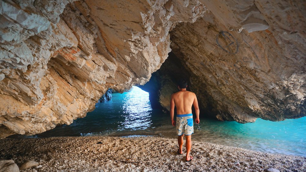 Myrtos Beach - Sea Cave - Kefalonia 