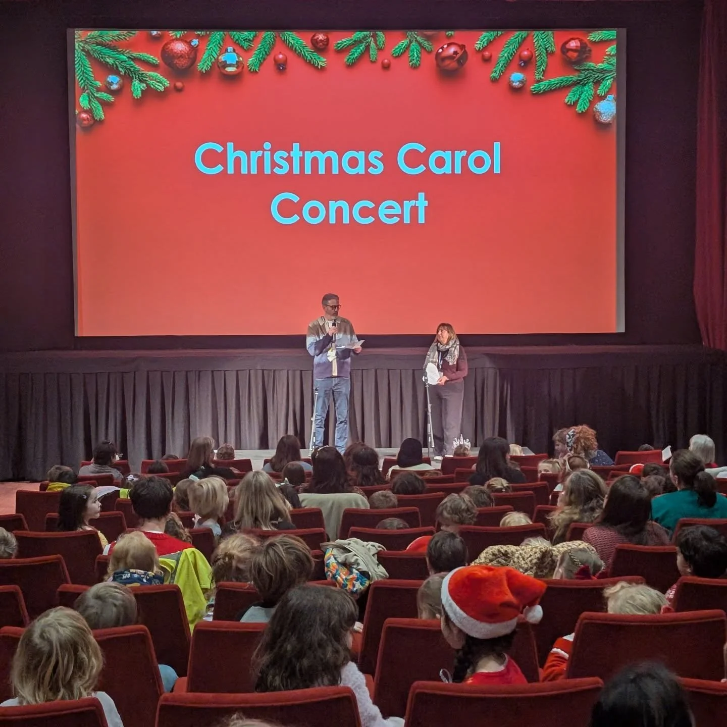 Our Christmas Carol concert is a lovely way to wrap up 2025 with all 3 schools together.

🎄🎁⭐Merry Christmas everyone! 🎁🎄⭐

#hebdenbridge #hebdenbridgeschoolsfederation