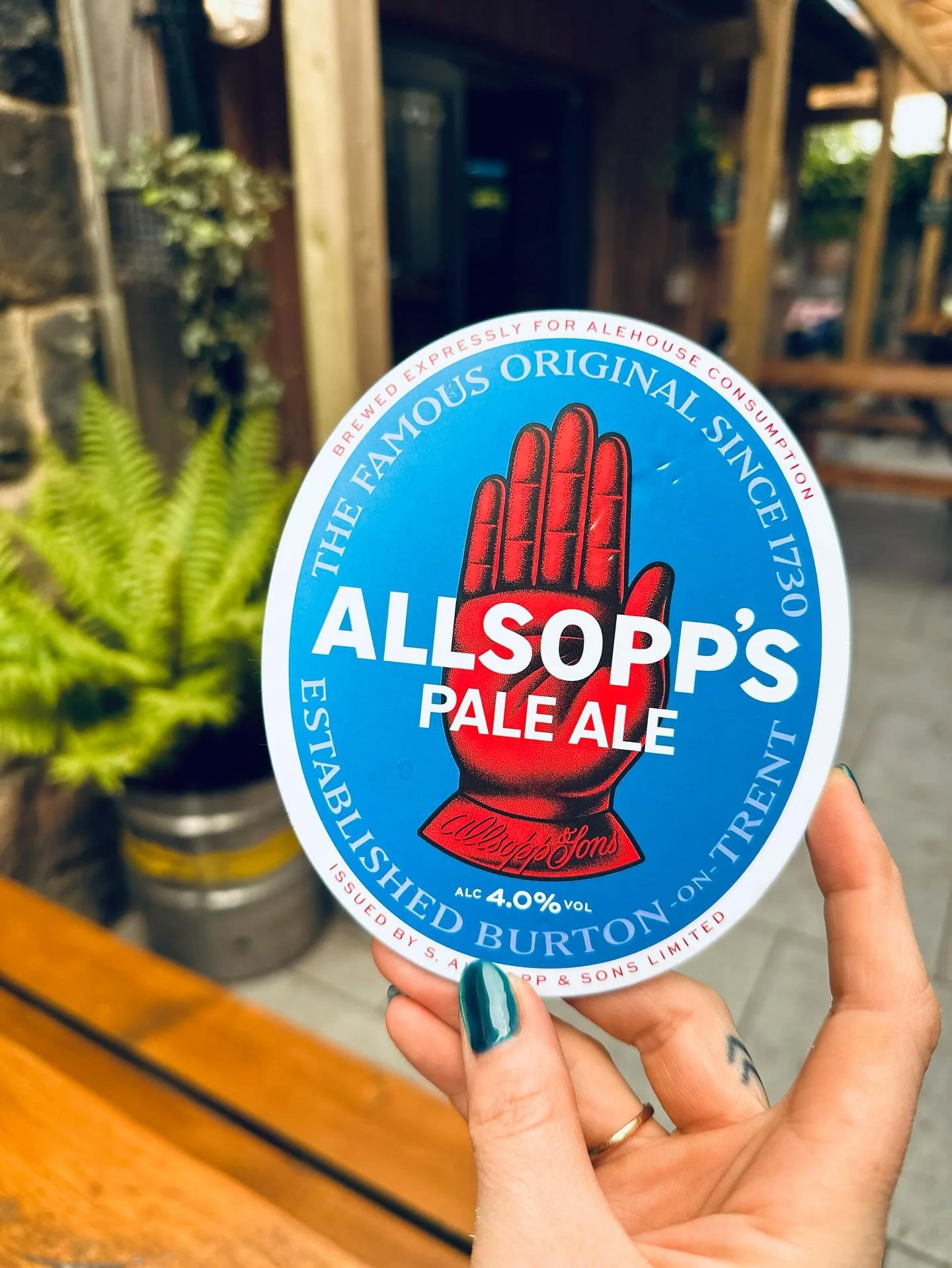 Saturday’s here and we’re ready for it π»
Open from 2pm for great beer, proper cask ale and all the cocktails and gin you could possibly desire π
See you at the bar β¨