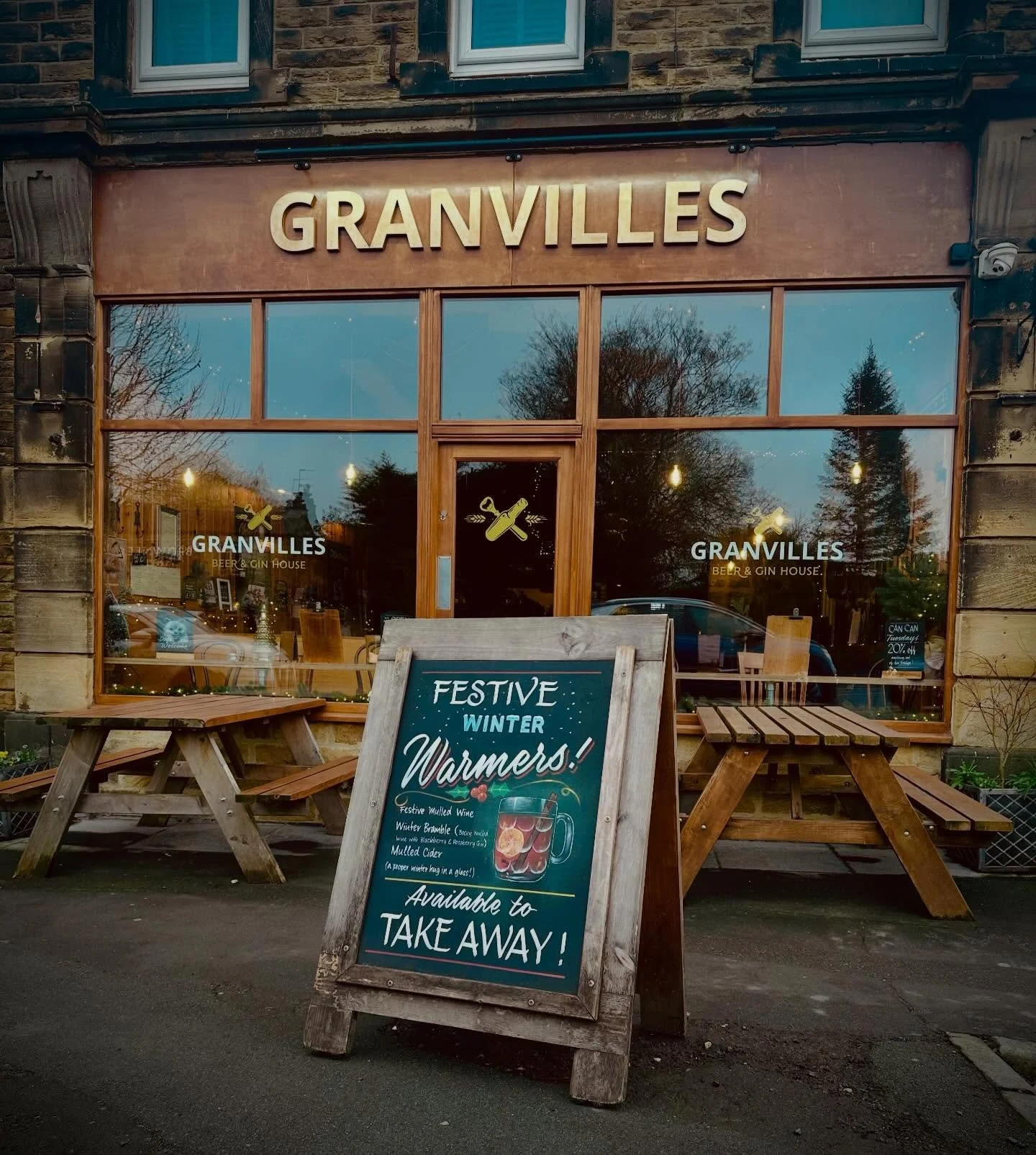 Failing to prepare is preparing to freeze&hellip; 😉❄️ Luckily, we&rsquo;ve got the winter warmers covered 🍷

🫐From our Winter Bramble, a raspberry &amp; blackberry gin-infused mulled wine, to our festive mulled cider and of course our classic mull