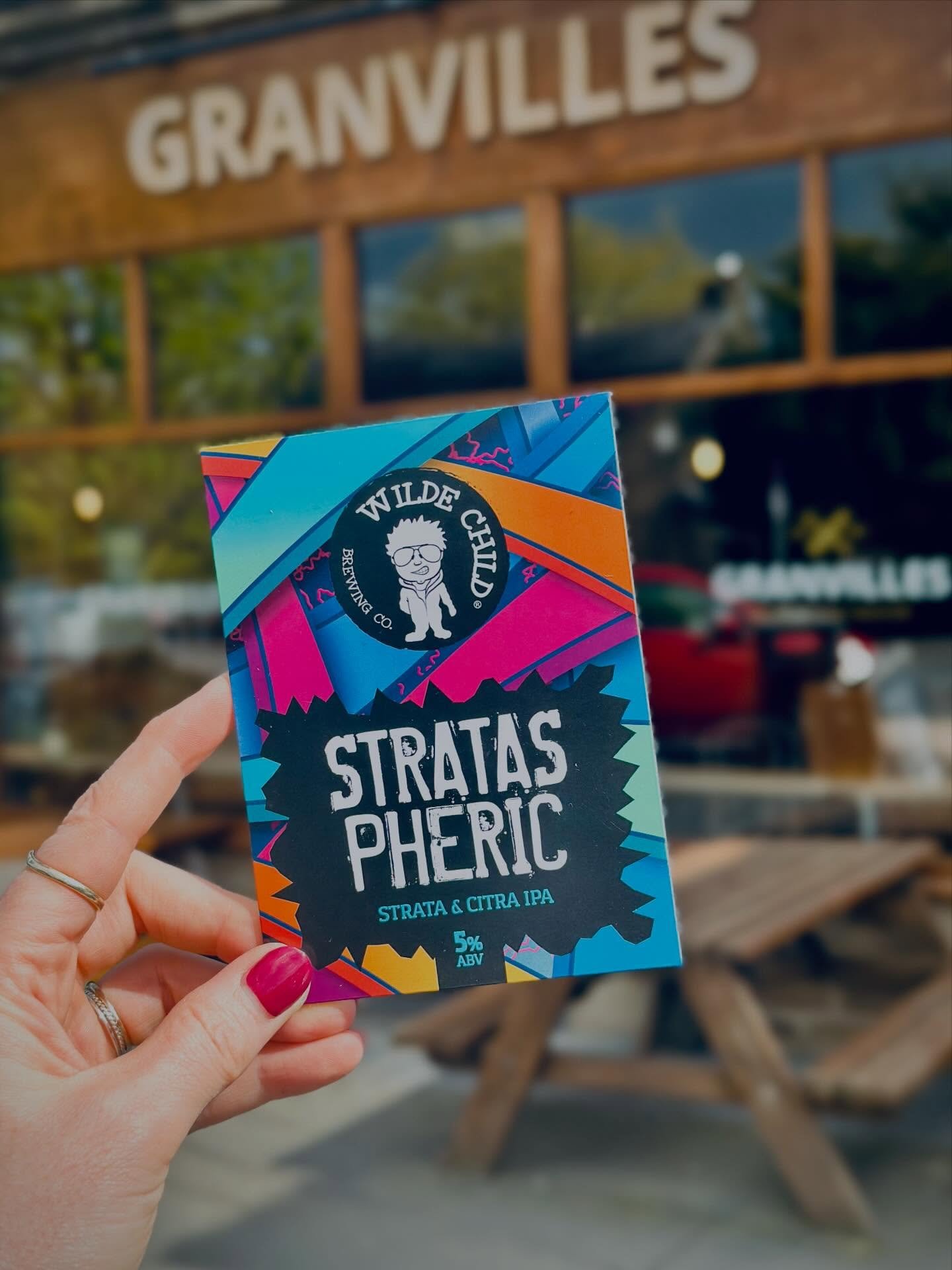 Sun&rsquo;s shining, cold beer&rsquo;s calling ☀️🍺

Fresh on cask: Stratas Pheric from @wildechildbrewing a juicy Strata &amp; Citra IPA bursting with tropical fruit, citrus zing and a soft, hazy finish 👀

Plus it&rsquo;s quiz night from 7pm 🧠
Few