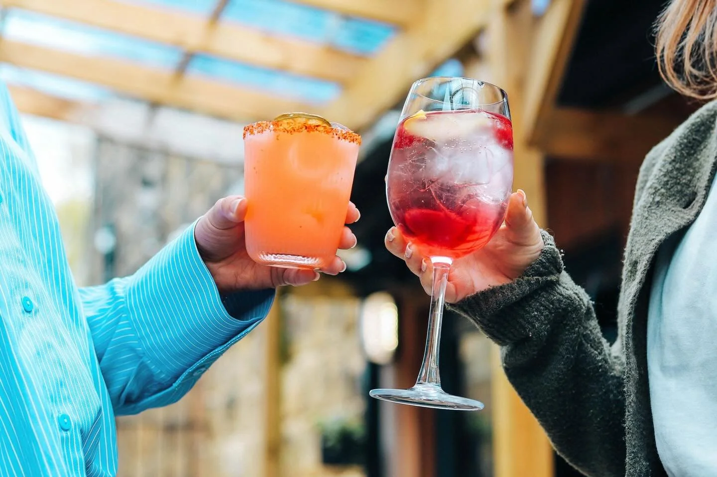 Sun&rsquo;s out ☀️ and we&rsquo;re back from 5pm today - we have a private event earlier! 💃🏻 

Cold beers, fresh cocktails &amp; nothing but good vibes waiting 🍸🍻 

See you then 😎