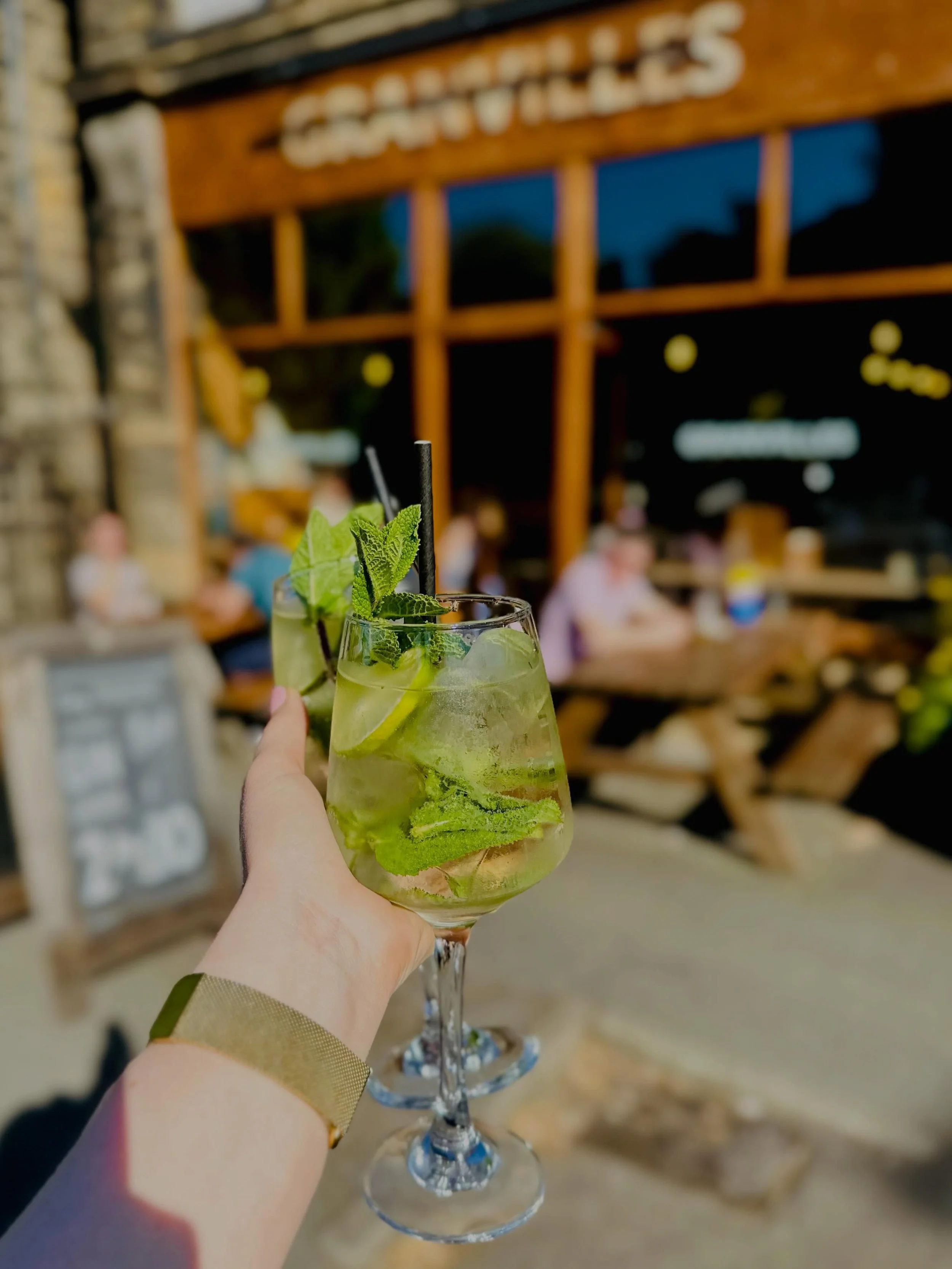 The forecast? Sunshine, spritzes and beer garden beers☀️🍻

We&rsquo;re opening from 5pm today due to a private event, which means perfect timing to join us for golden hour 🤩

Grab a Hugo Spritz, round up your favourite people and make the most of t