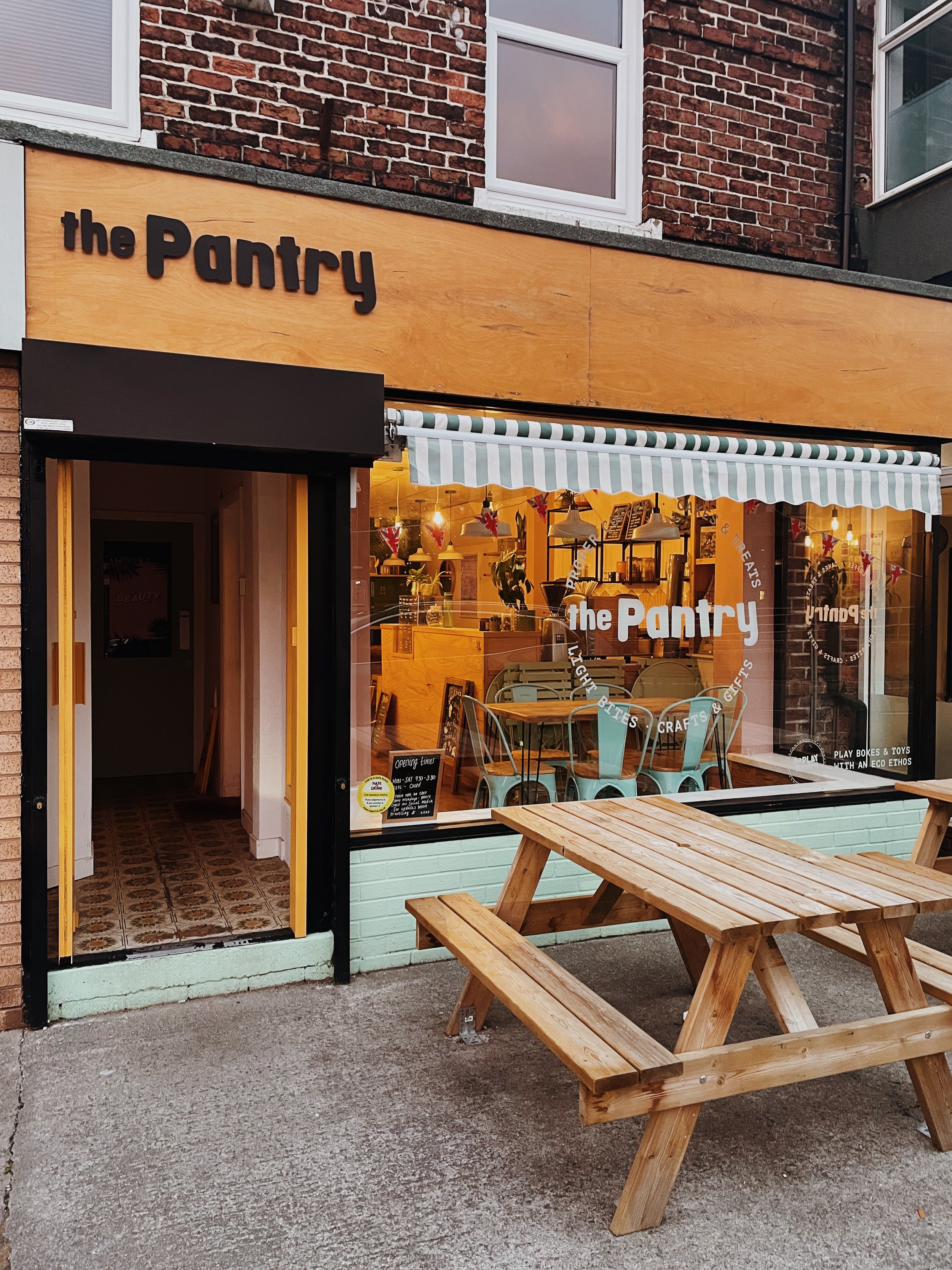 The pantry cafe deals
