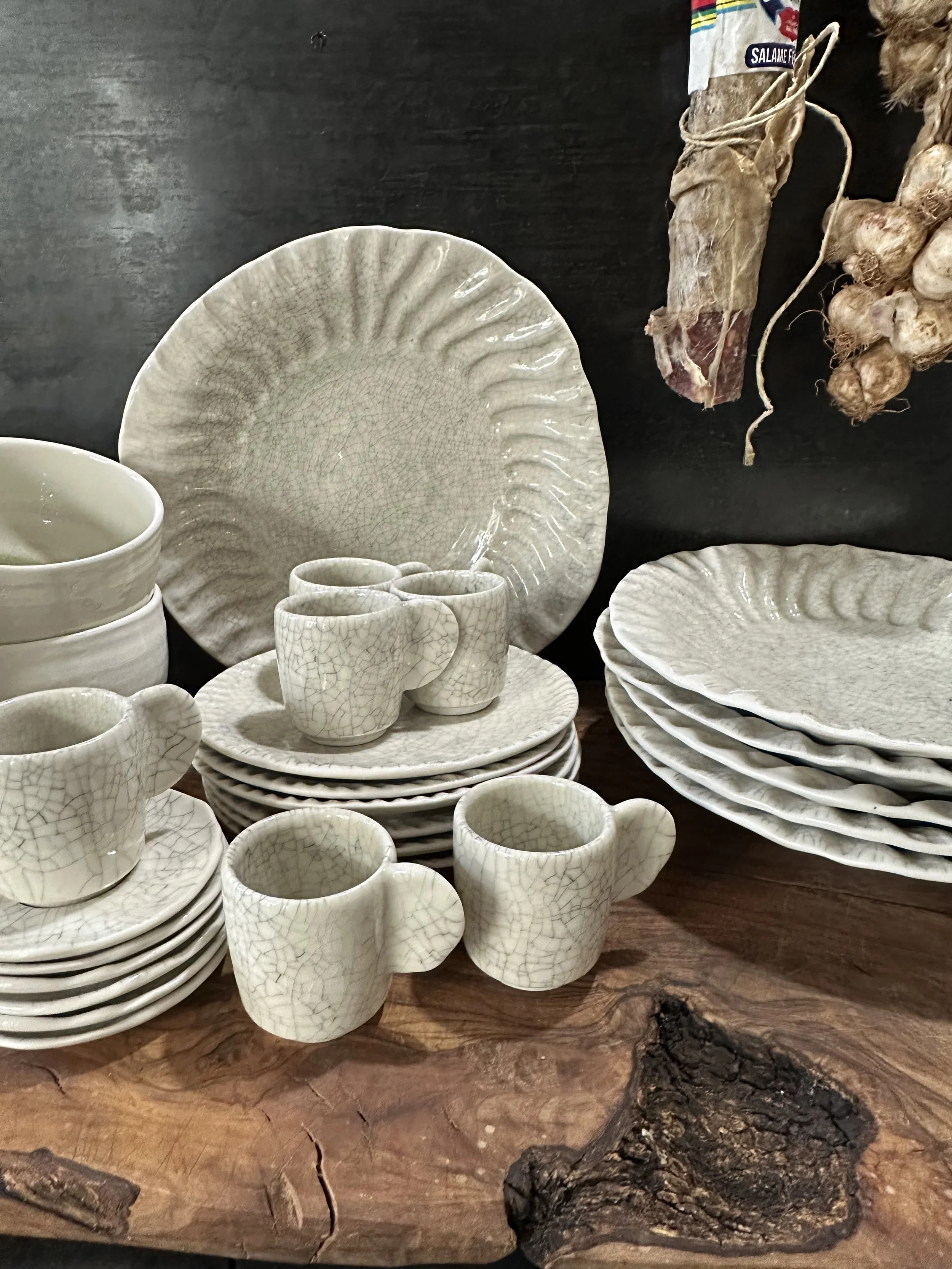 Jars France  - Keramik,von Hand geformt -