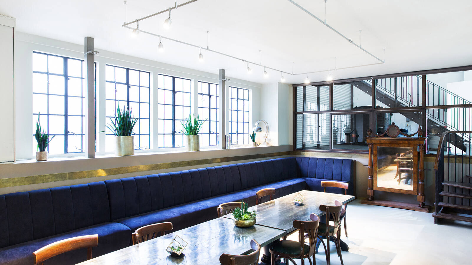 big-sky-omega-place-client-lounge.jpeg