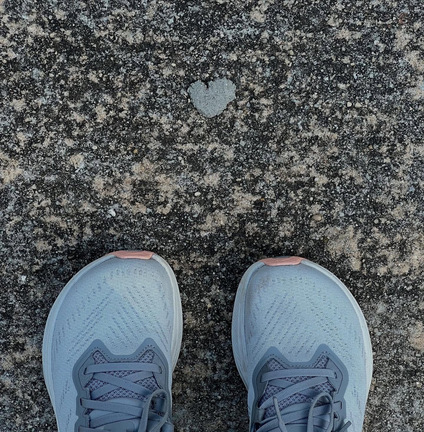 Messages of love, support, and hope are all around us. 
All that is asked of us is to slow down and notice. 
π
.
.
.
#mindbodyspirit #mindfulliving #souljourney #spiritualawakening #innerwisdom #divinetiming #slowdownandnotice #messagesfromtheuni