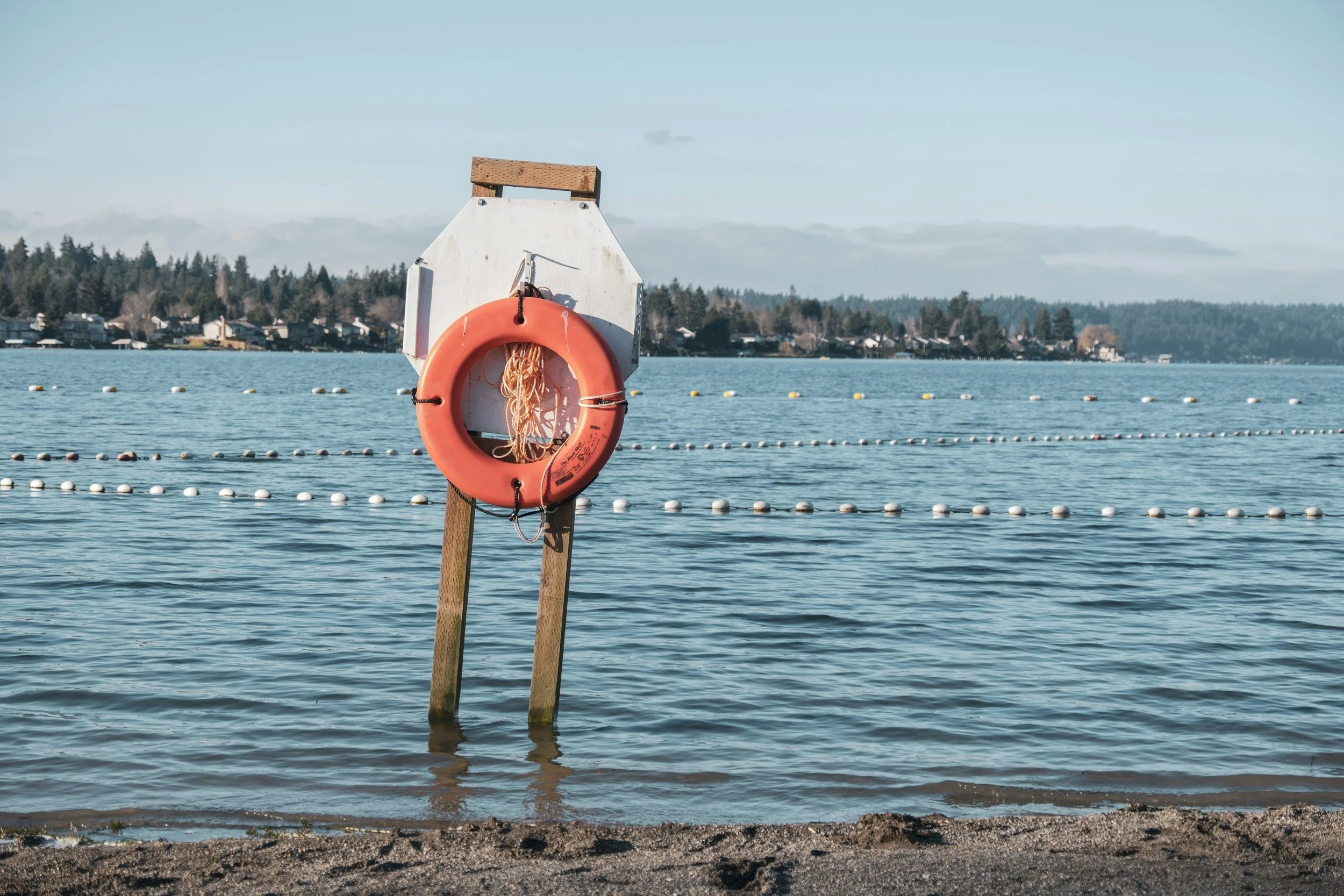 water safety, bouy life ring