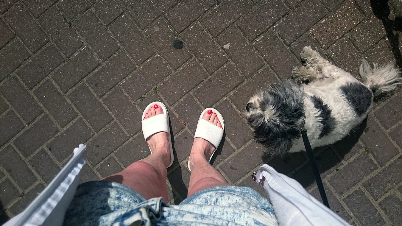 my feet down (6).jpg