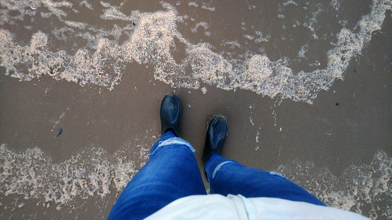 my feet down (11).jpg