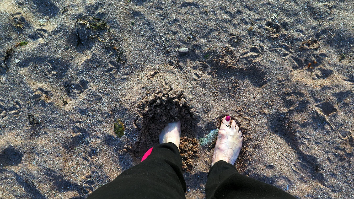 my feet down (22).jpg