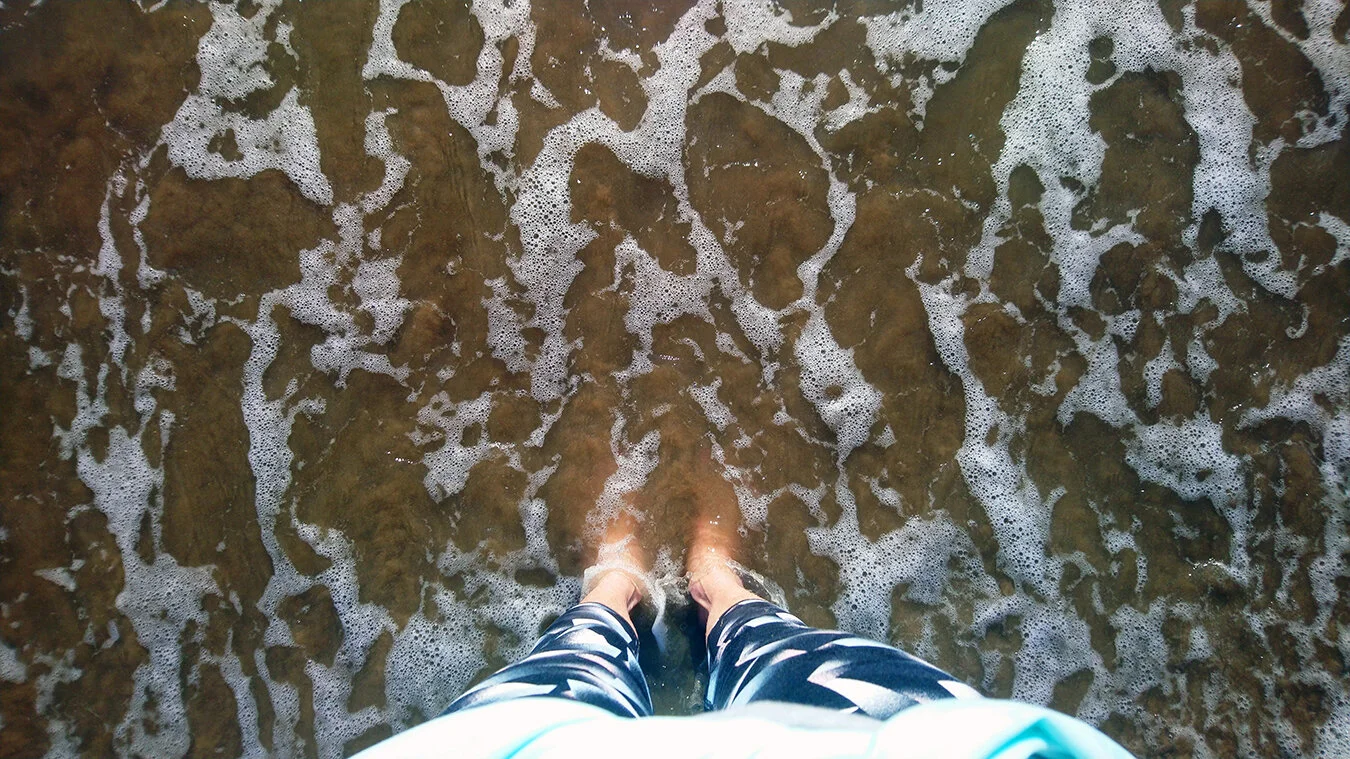 my feet down (13).jpg