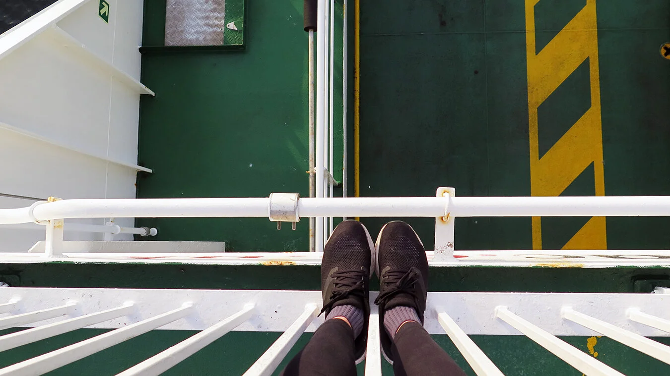 my feet down (29).jpg