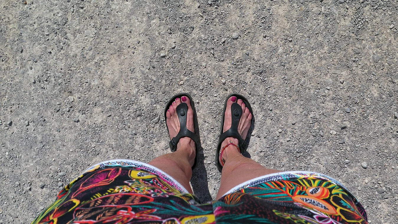 my feet down (28).jpg
