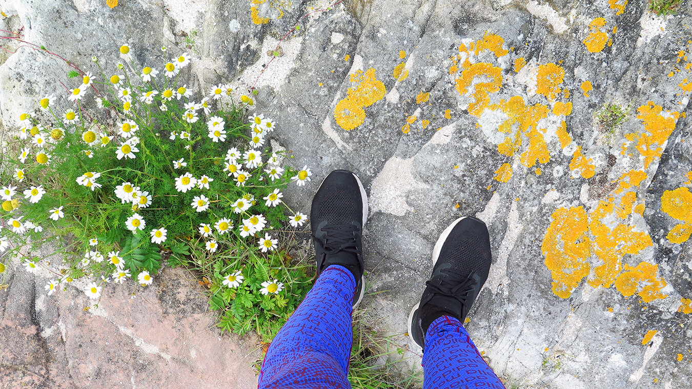 my feet down (30).jpg