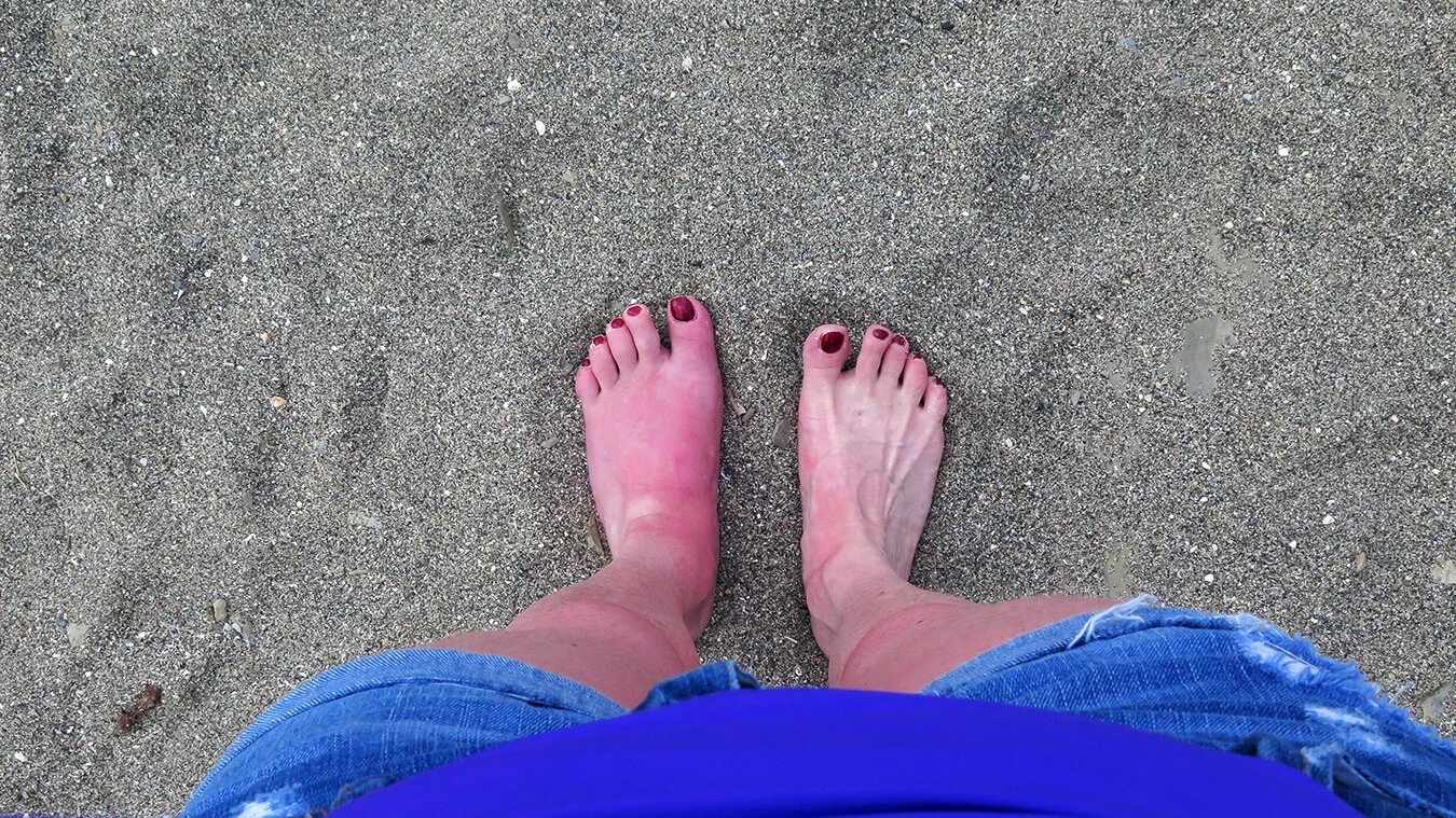 my feet down (31).jpg
