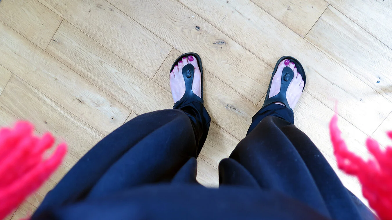 my feet down (32).jpg