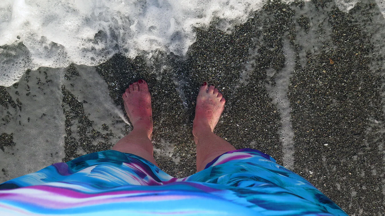 my feet down (34).jpg