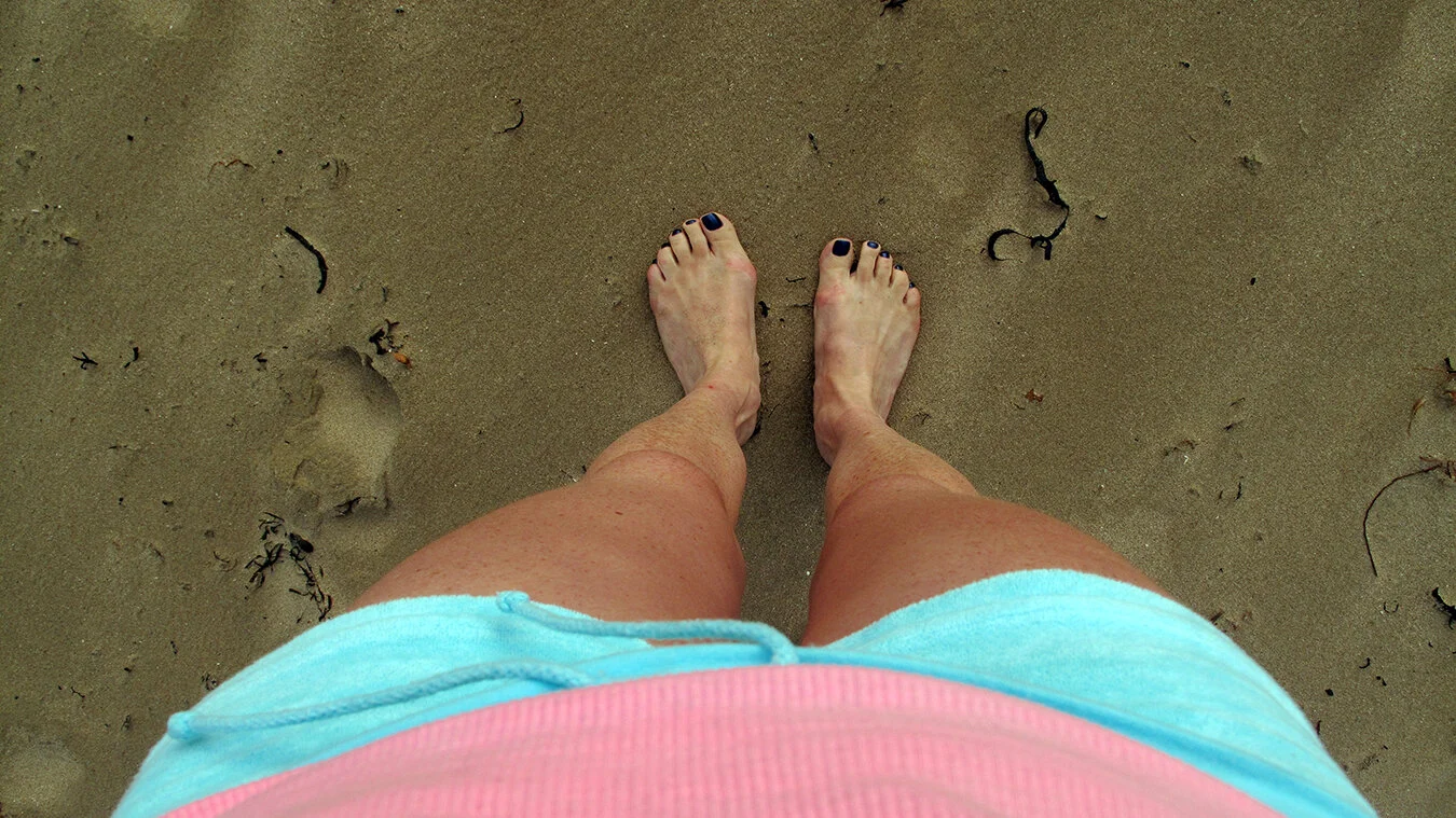 my feet down (35).jpg