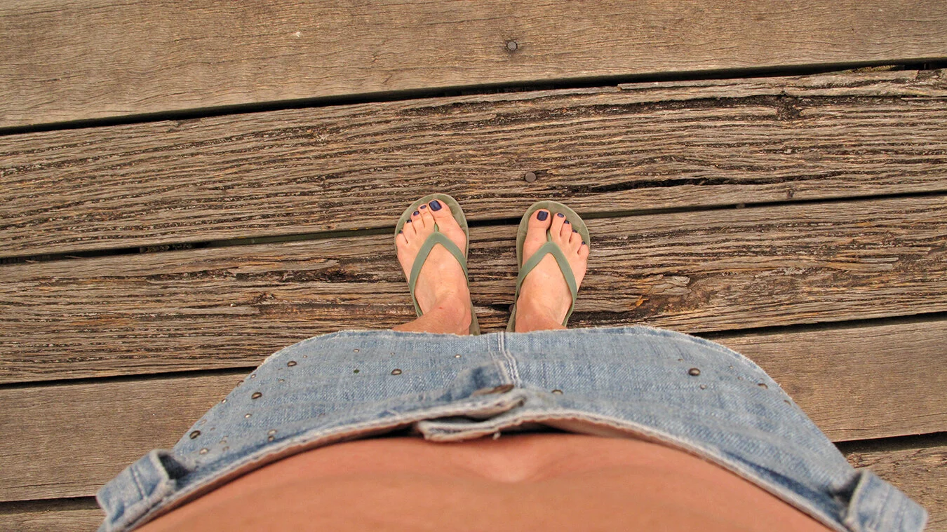 my feet down (40).jpg