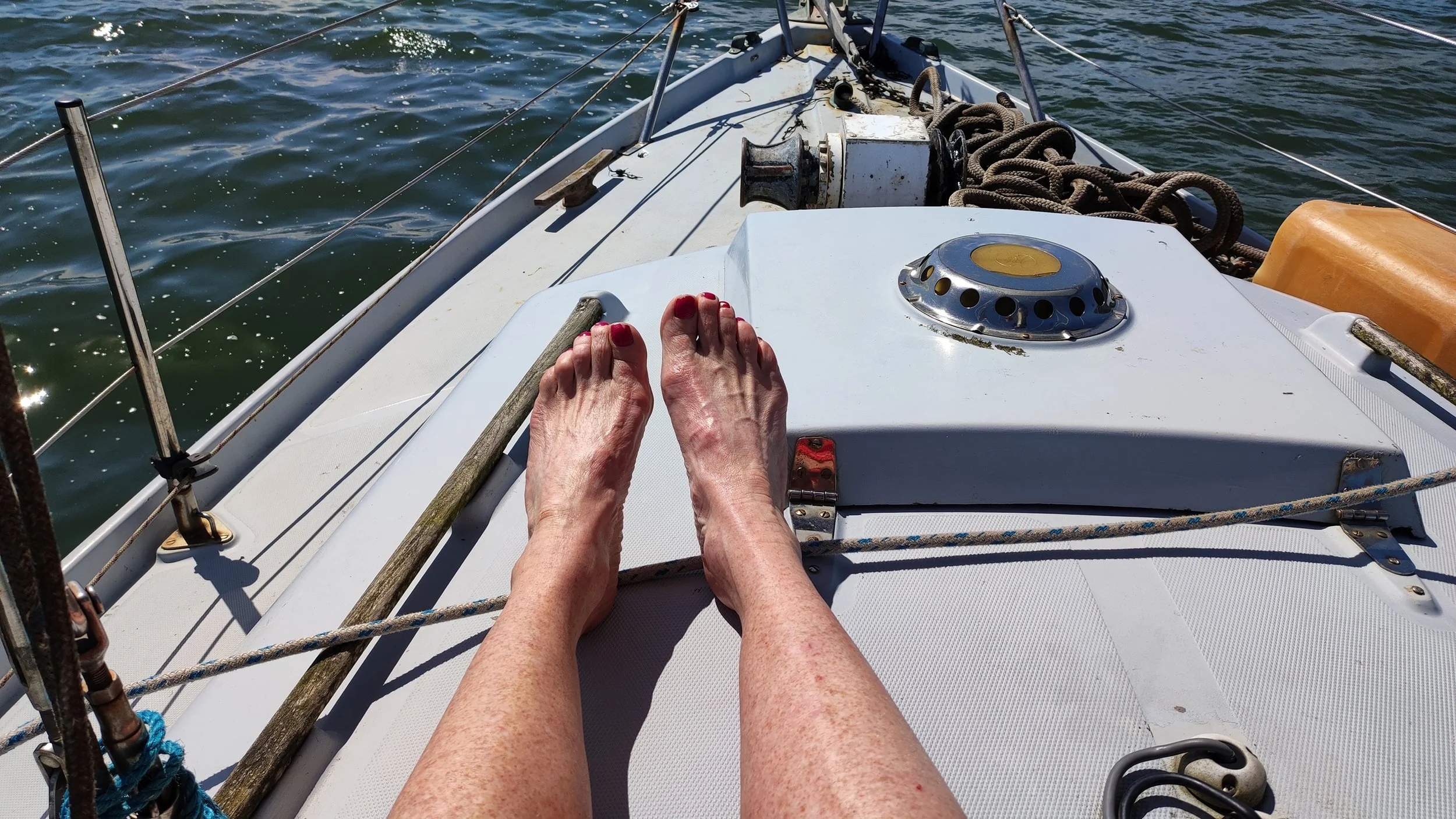 my feet down (57).jpg
