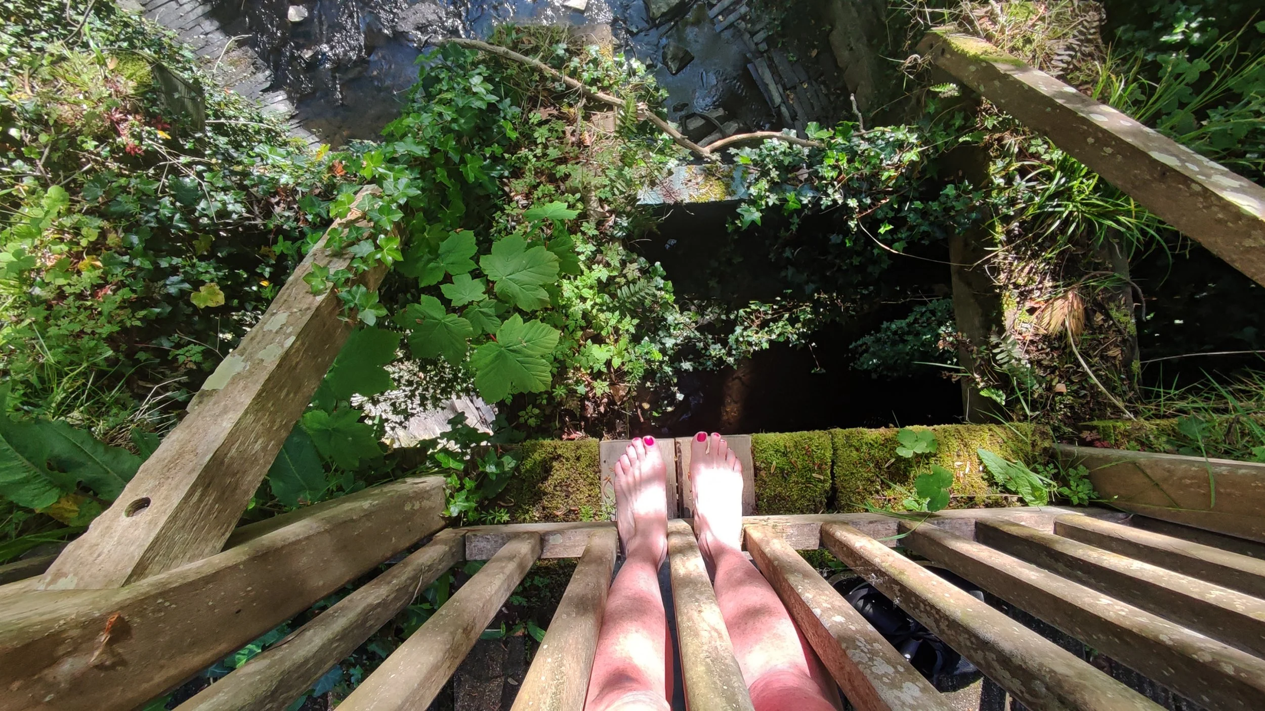 my feet down (58).jpg