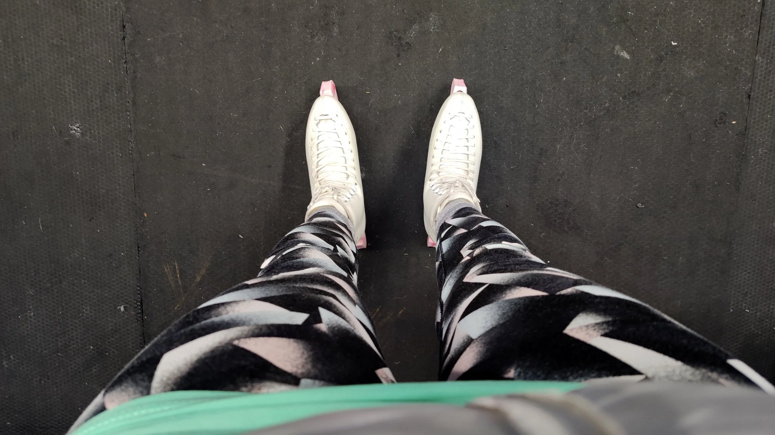 my feet down (56).jpg