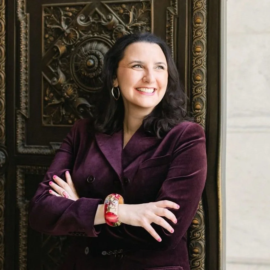 Dr. Jen Wolkin