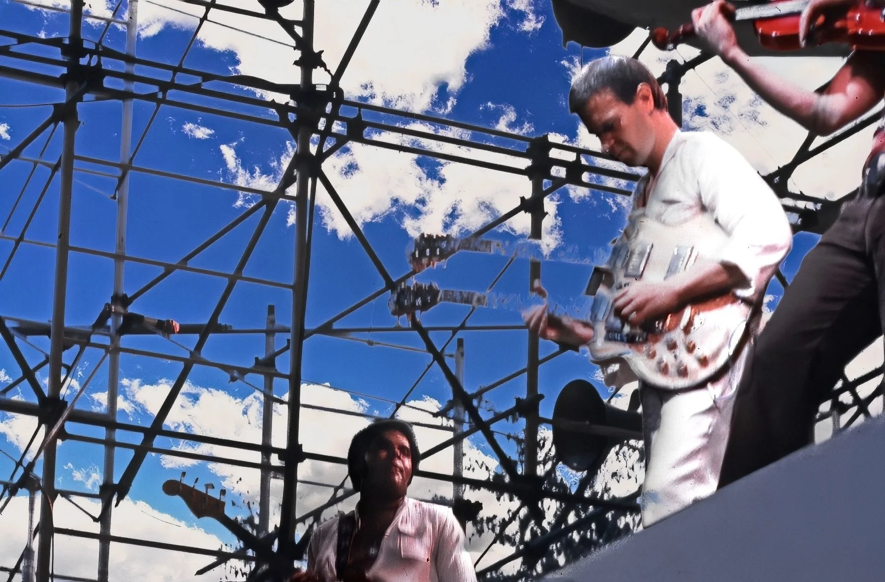 Concert Momentum.jpg