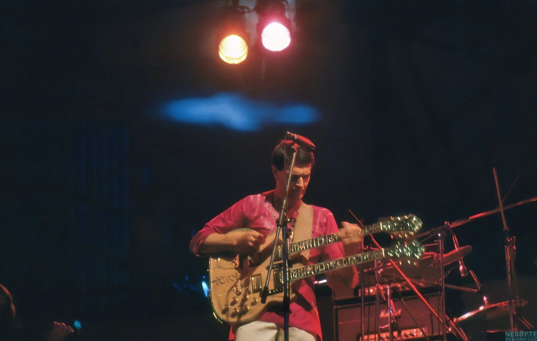 Lightning-fast guitar.jpg