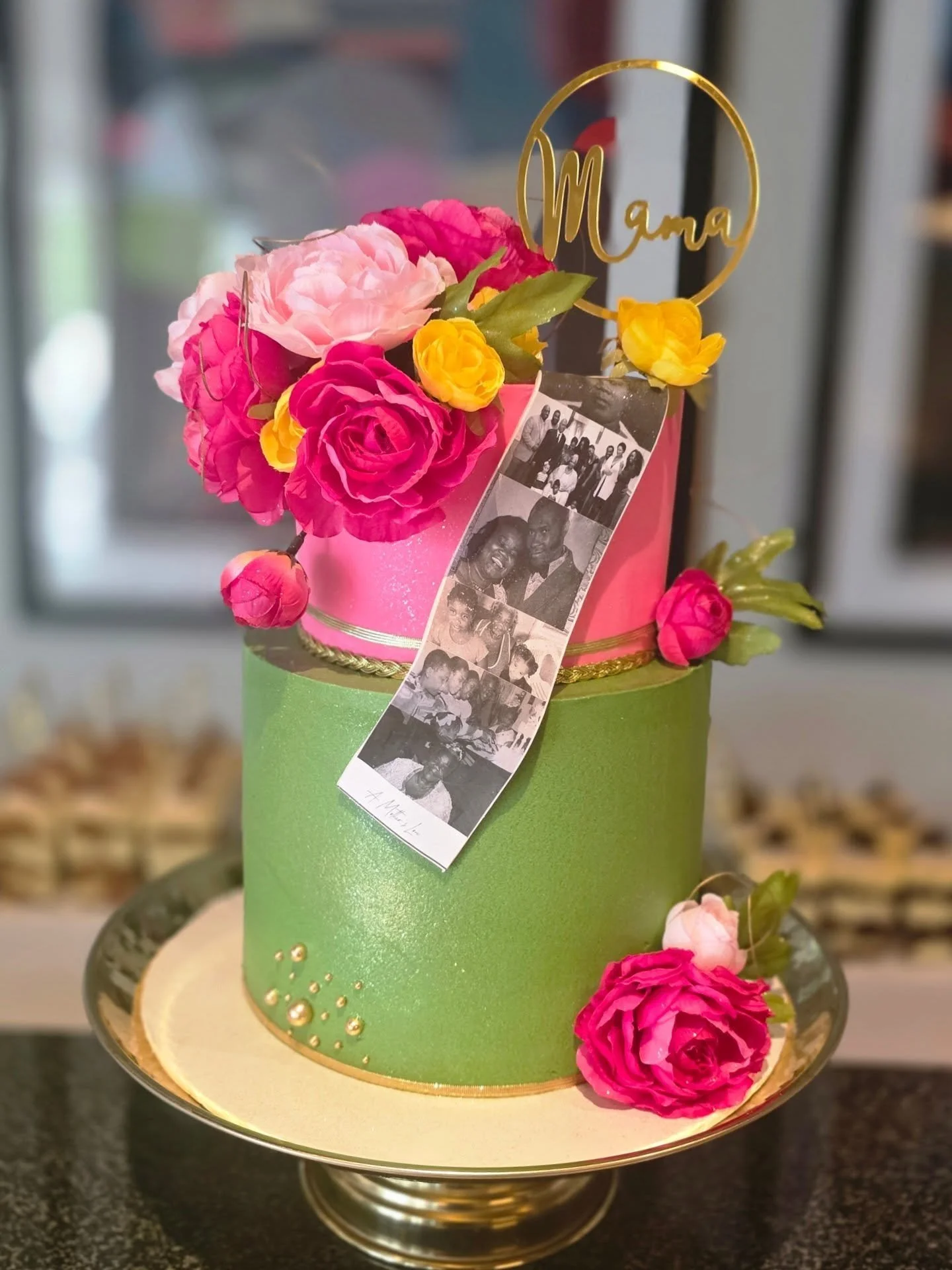 I miss her! Making this cake was difficult. However, found peace in making it!

Ti'Cheri forever!💙
#motherslove #mothersdaycake  #pictureoftheday