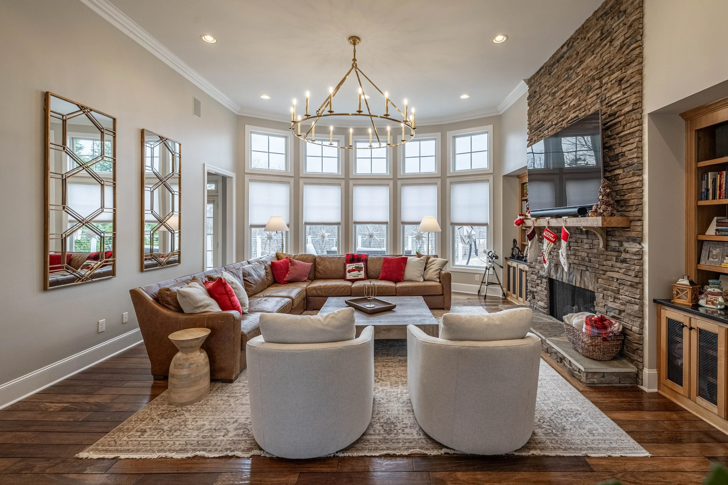 08-3454 Blankenship Dr-8.jpg