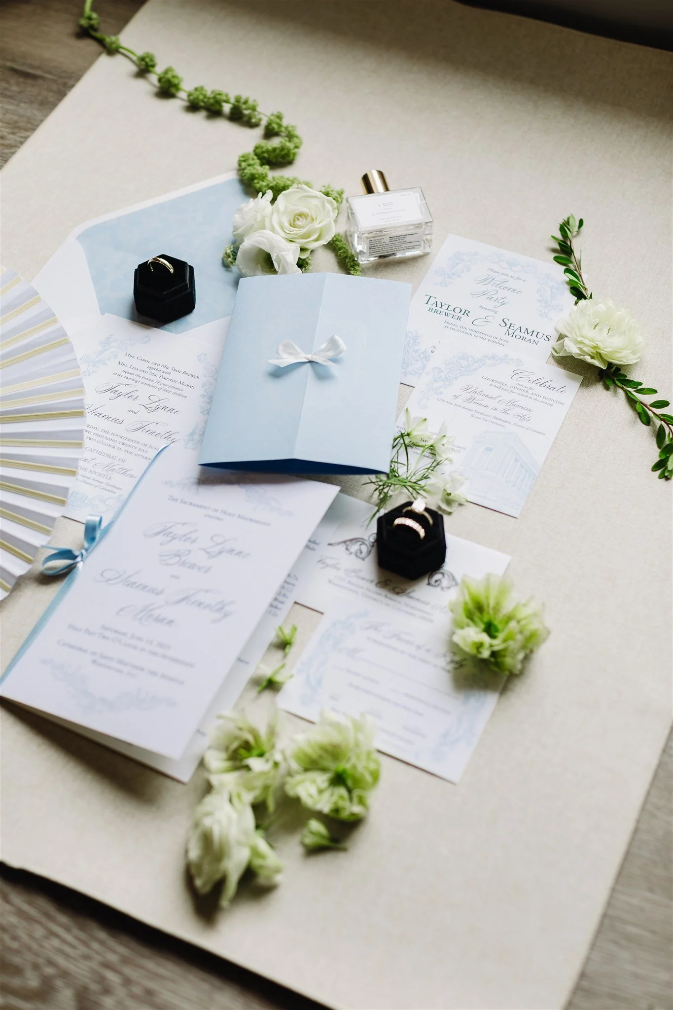 Photo by Perttula Weddings