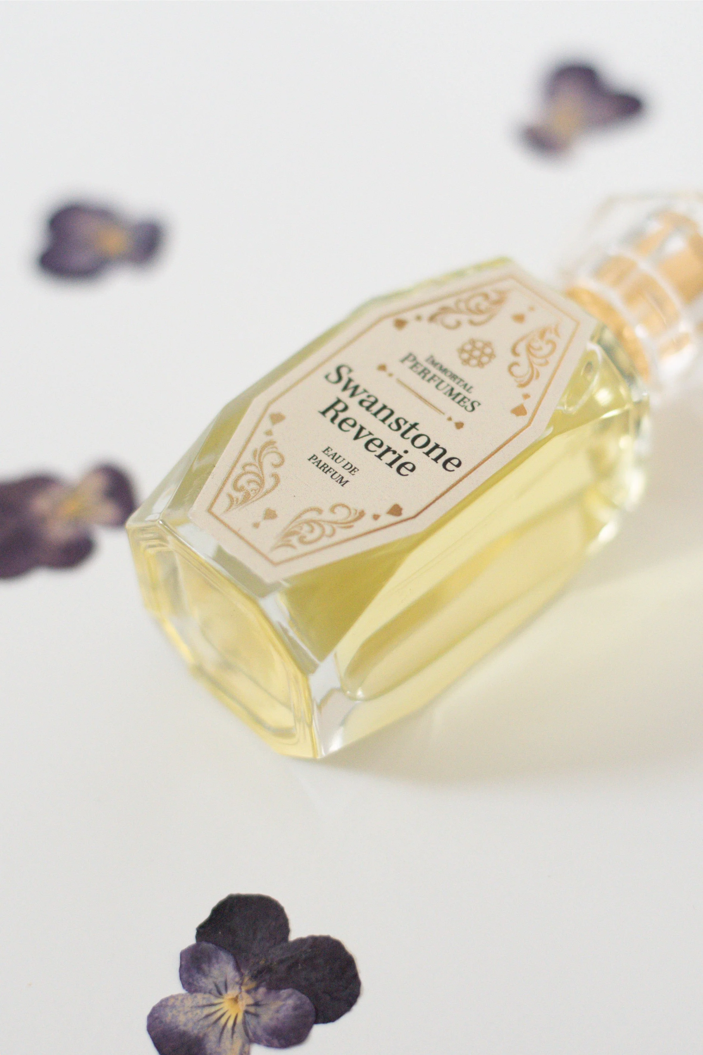 ImmortalPerfumes_SwanstoneReverie_Violets2.2.jpg