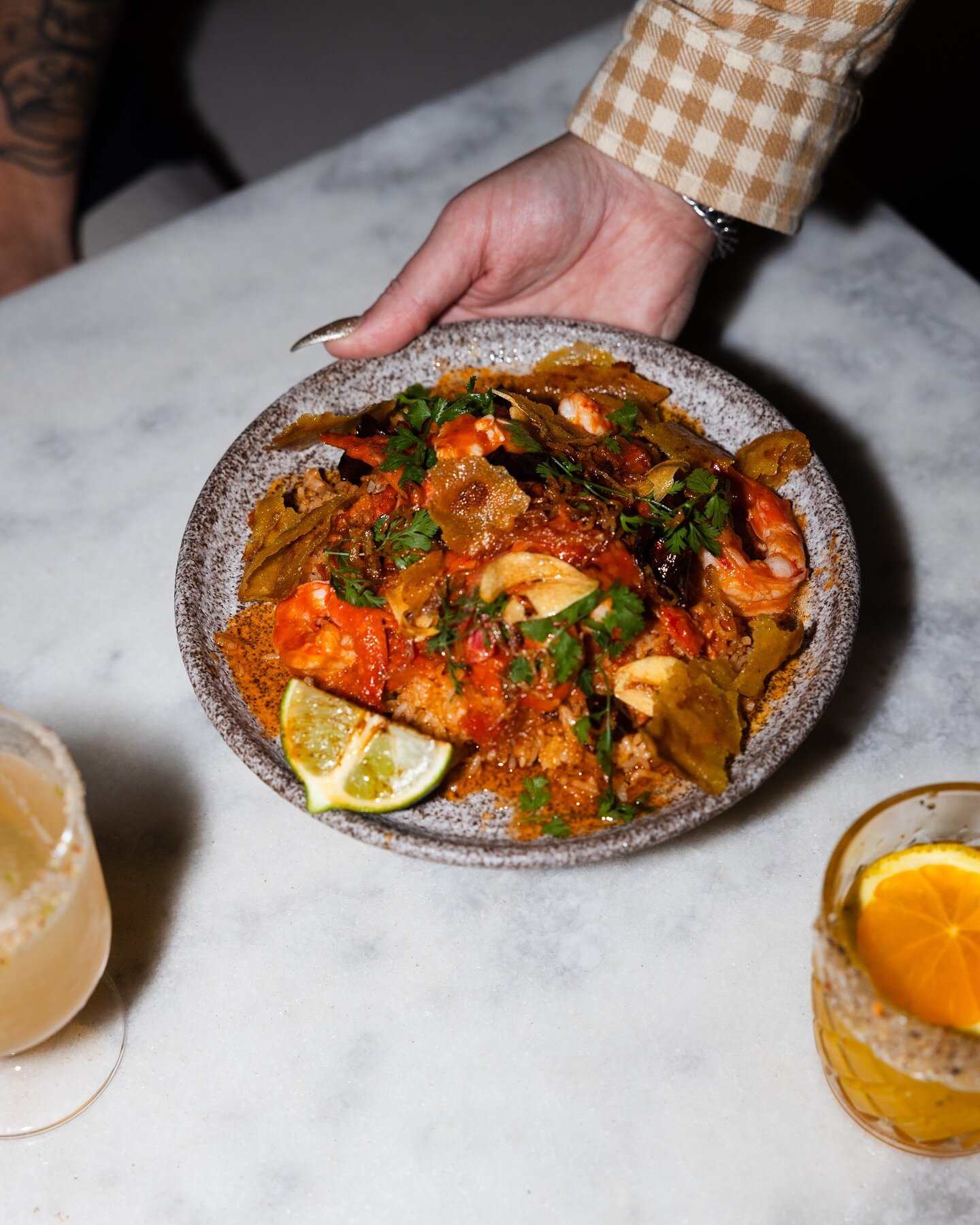 🦐 MEXICO MONDAY 🦐 one of our favorite days of the week&hellip; 

Stop in TONIGHT to see what the menu has goin&rsquo; on &mdash; this dish is from one of our past Mexico Monday menus: Guajillo  Stonington Red Shrimp with fried onion, chilis, jasmin