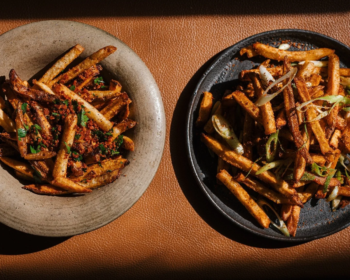 Happy Hour called&hellip; it said you haven&rsquo;t tried our new flavor fries yet ‼️ your choice between kimchi *dusted* fries or pepperoni fries, can you go wrong either way? (The answer is no)

We&rsquo;ve got Happy Hour bites + sips every day for